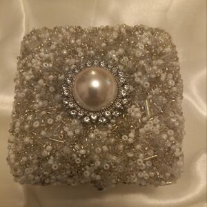 Mimi engagement ring jewerly box with rings size 7.  925 silver rings